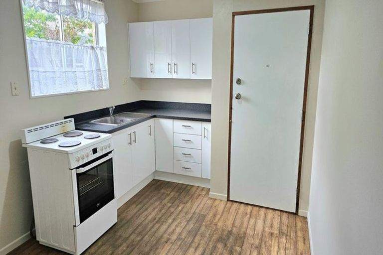 Photo of property in 3/16 Riverbank Street, Ebdentown, Upper Hutt, 5018