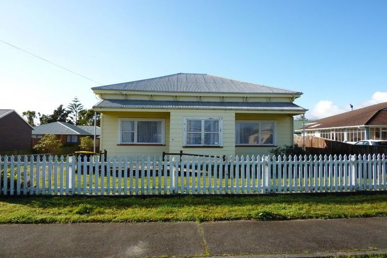 Photo of property in 53 Peel Street, Westport, 7825