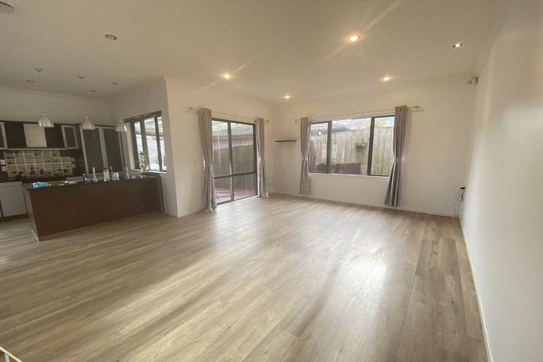 Photo of property in 7 Hornsey Avenue, Henderson, Auckland, 0612