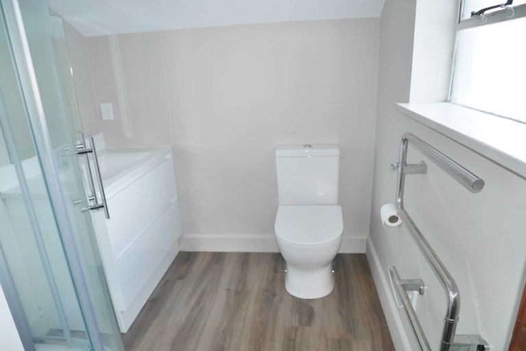 Photo of property in 4/952 Colombo Street, St Albans, Christchurch, 8014