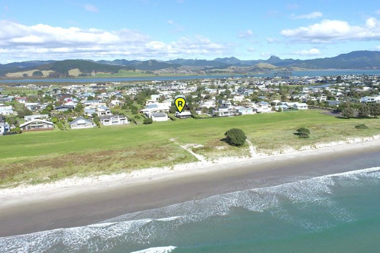 Photo of property in 114 Totara Place, Matarangi, Whitianga, 3592