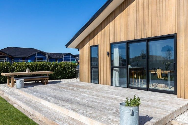 Photo of property in 29 Honeyfield Drive, Whalers Gate, New Plymouth, 4310