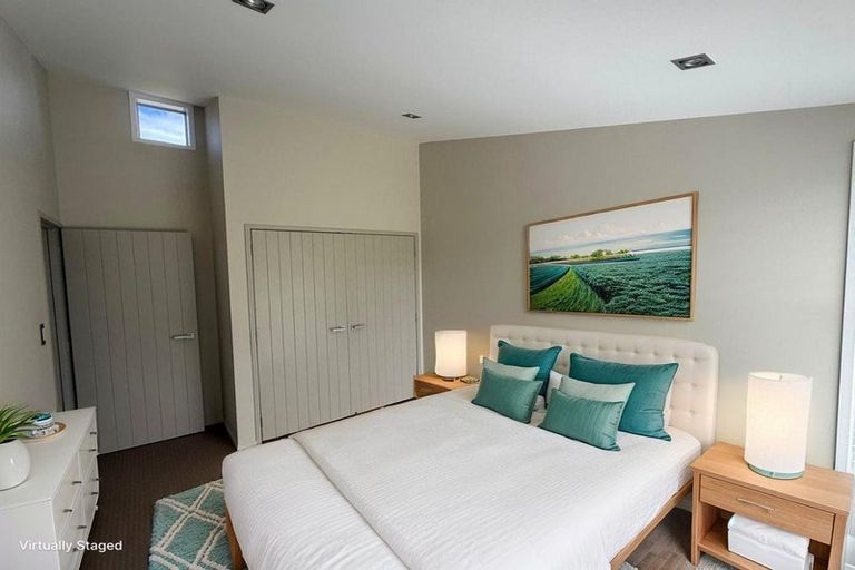 Photo of property in 112 Kittiwake Drive, Schnapper Rock, Auckland, 0632