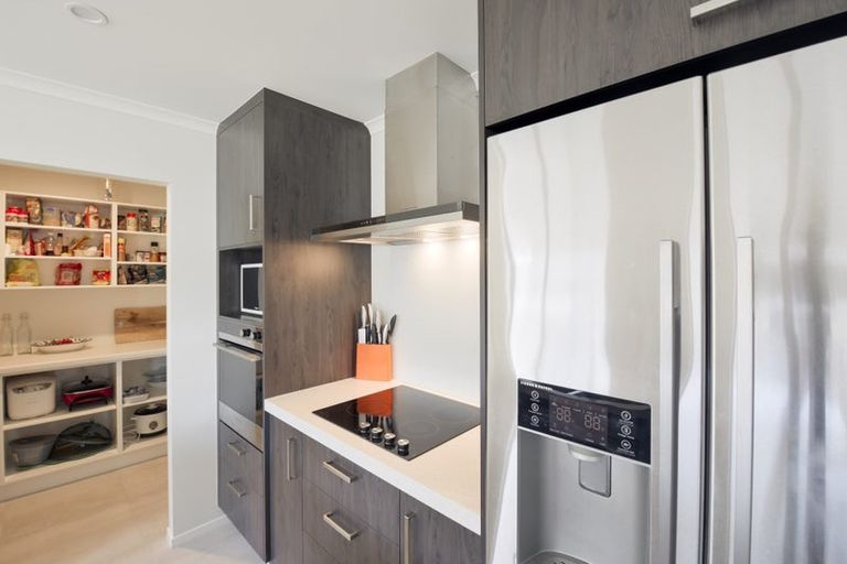 Photo of property in 43 Symes Drive, Red Beach, 0932