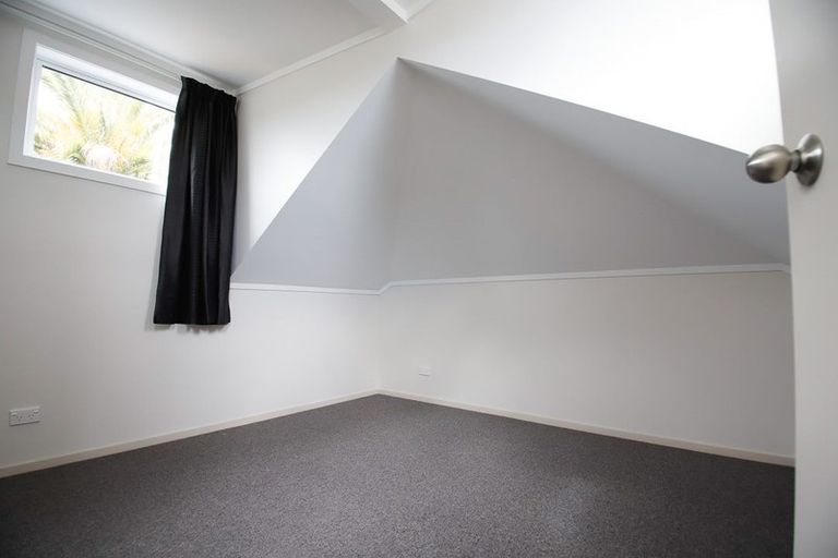 Photo of property in 27f1- Merton Street, Trentham, Upper Hutt, 5018