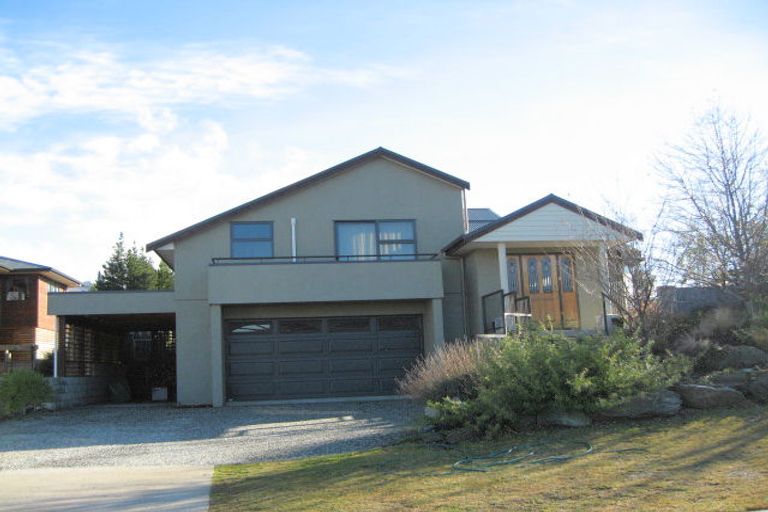 Photo of property in 2 Hillview Place, Wanaka, 9305