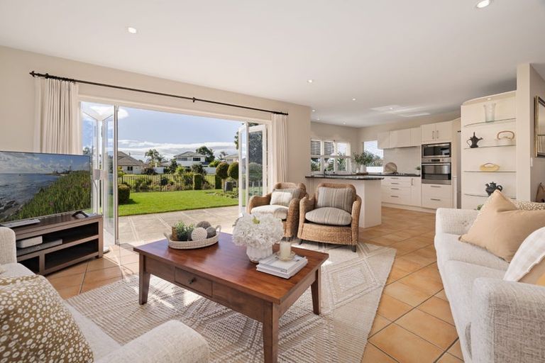 Photo of property in 6 Sovereign Drive, Papamoa Beach, Papamoa, 3118