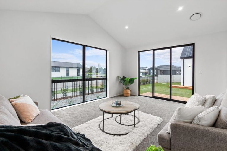 Photo of property in 1 Waterford Farm Road, Halswell, Christchurch, 8025