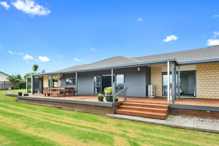 Photo of property in 11 Baybreeze Lane, Parua Bay, Whangarei, 0174