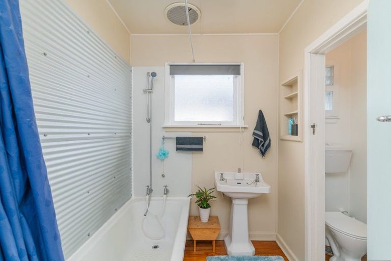 Photo of property in 130 Springs Road, Hornby, Christchurch, 8042