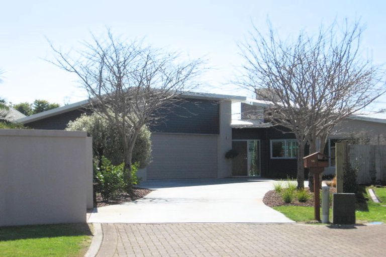 Photo of property in 14 Inglewood Place, Bethlehem, Tauranga, 3110
