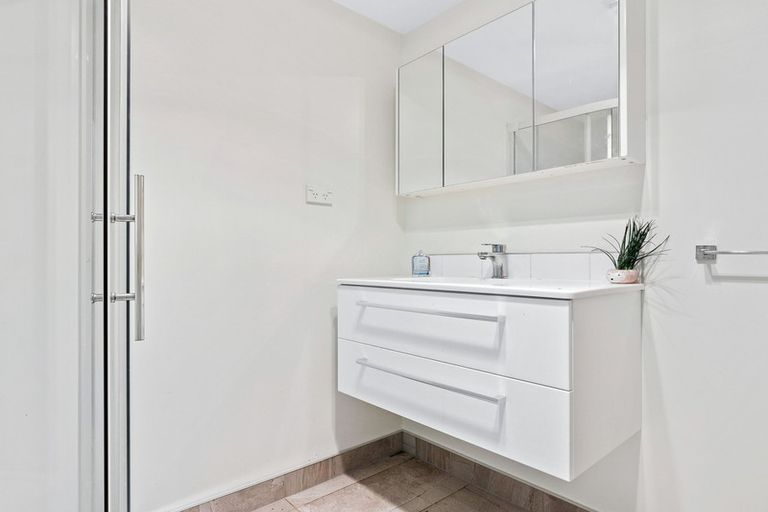 Photo of property in 326 Riverlaw Terrace, Saint Martins, Christchurch, 8022