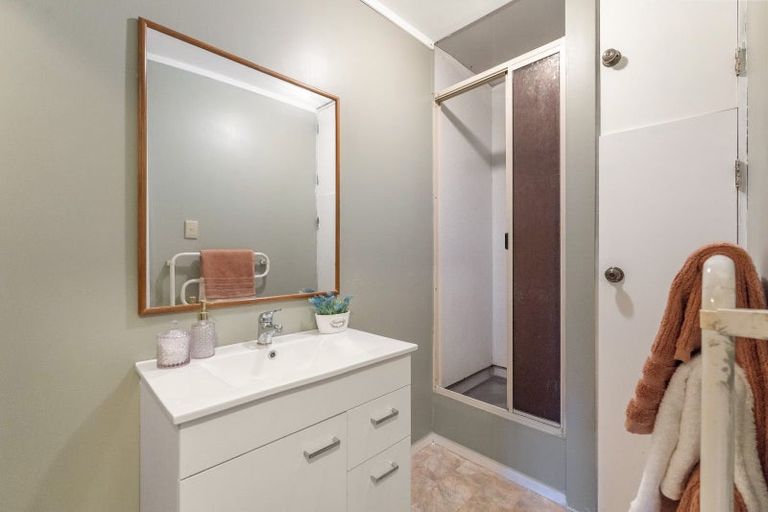 Photo of property in 167 Broderick Road, Johnsonville, Wellington, 6037