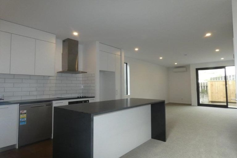 Photo of property in 11/20u Trent Street, Island Bay, Wellington, 6023