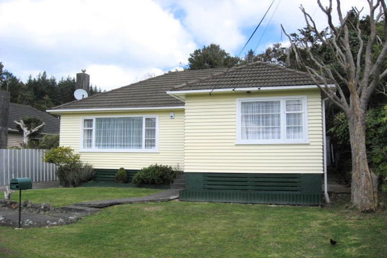 Photo of property in 45 Fraser Street, Wainuiomata, Lower Hutt, 5014