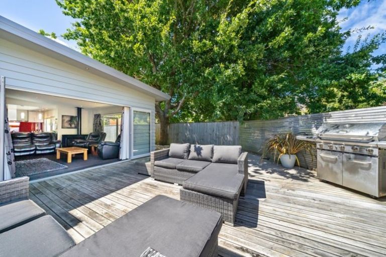 Photo of property in 9 Parkwood Grove, Trentham, Upper Hutt, 5018