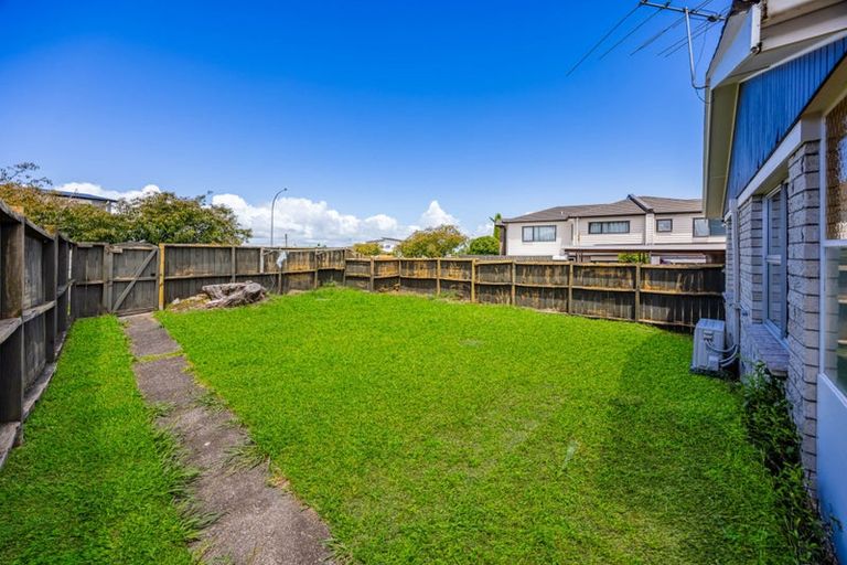 Photo of property in 4/3 Corin Avenue, Manurewa, Auckland, 2102