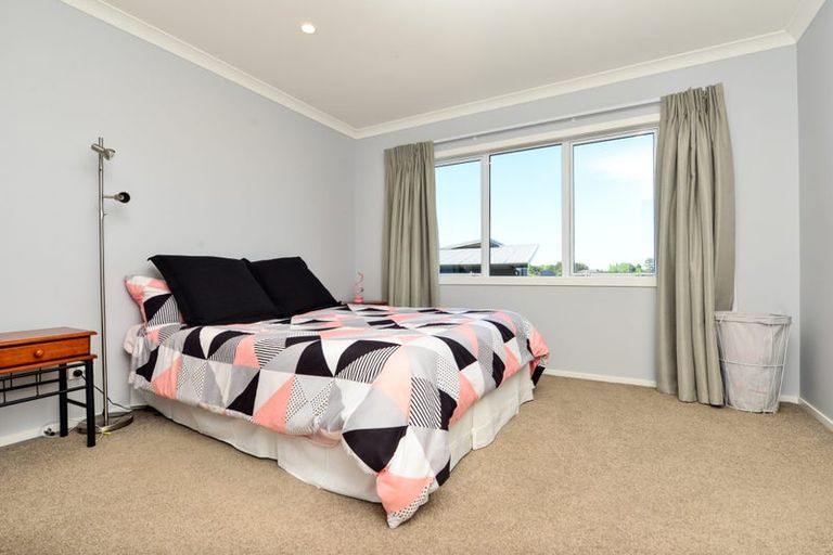 Photo of property in 3 Matlock Lane, Dinsdale, Hamilton, 3204