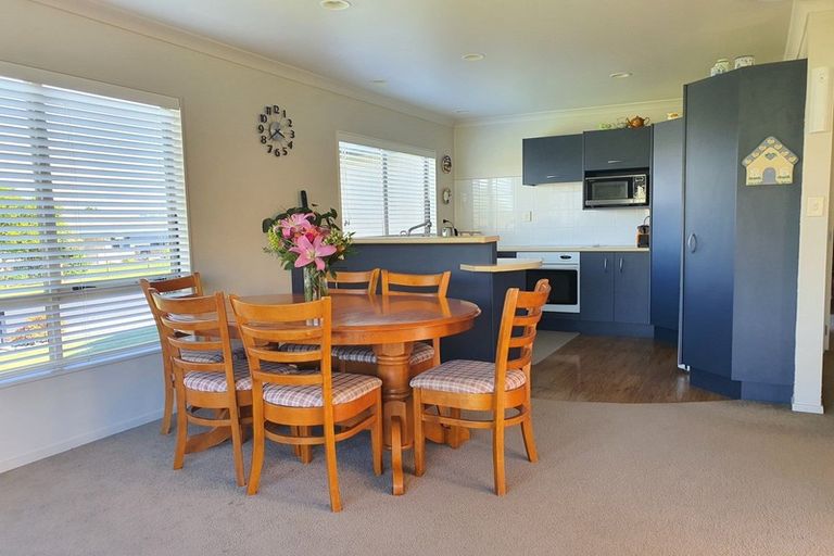 Photo of property in 9 Loveridge Place, Morrinsville, 3300