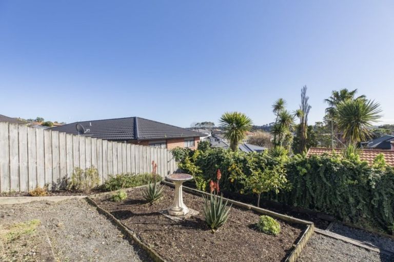 Photo of property in 63 Simpson Road, Ranui, Auckland, 0612