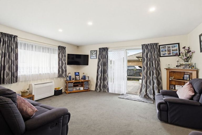 Photo of property in 258b Breezes Road, Aranui, Christchurch, 8061