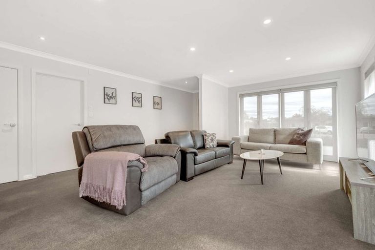 Photo of property in 10 Furl Close, Pyes Pa, Tauranga, 3112