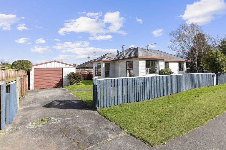Photo of property in 64 Arawhata Road, Paraparaumu, 5032