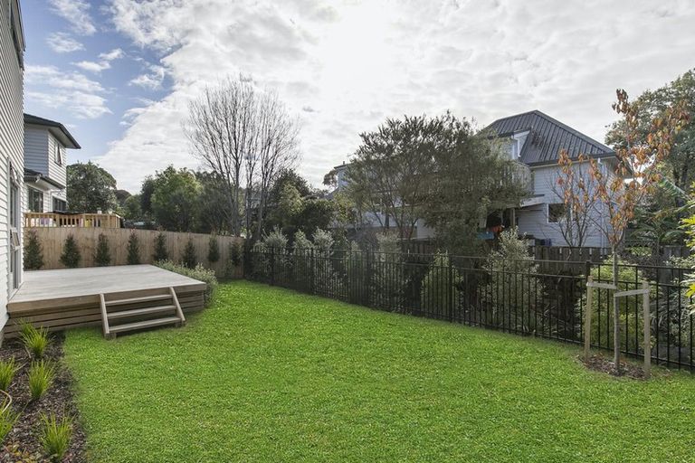 Photo of property in 83c Marlborough Avenue, Glenfield, Auckland, 0629
