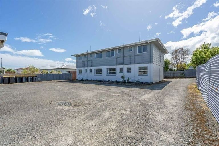 Photo of property in 366 Tay Street, Turnbull Thomson Park, Invercargill, 9810