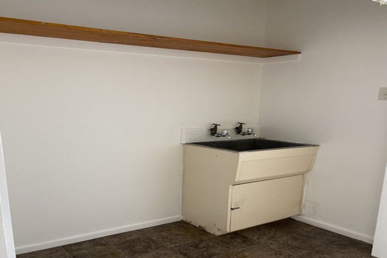 Photo of property in 14u2 Coates Street, Hamilton East, Hamilton, 3216