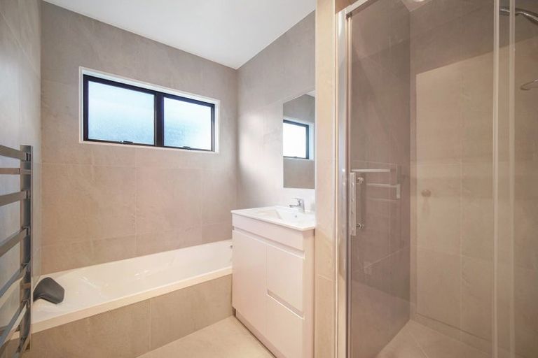 Photo of property in 19 Tane Street, New Lynn, Auckland, 0600