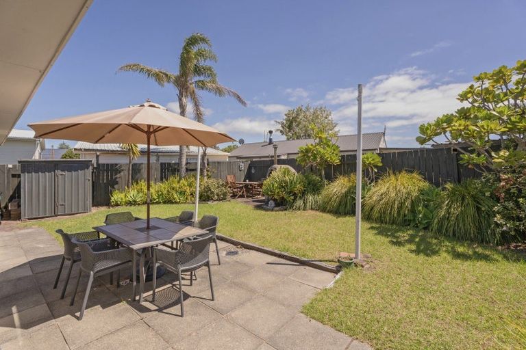 Photo of property in 12 Pleasant Place, Pauanui, Hikuai, 3579
