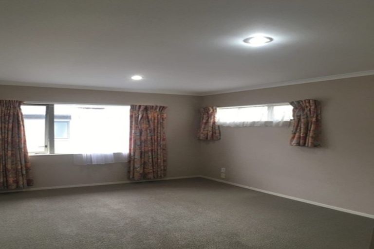 Photo of property in 143 Cyril French Drive, Flat Bush, Auckland, 2016