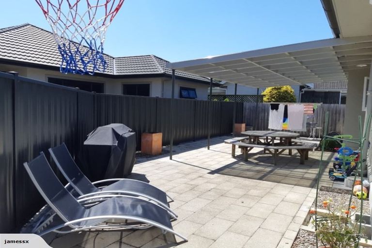 Photo of property in 15 Harpham Street, Taradale, Napier, 4112