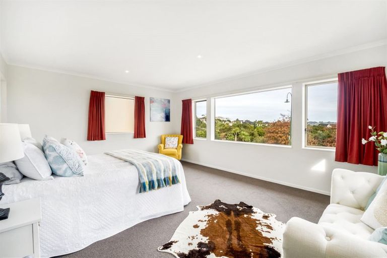 Photo of property in 92 Cyril French Drive, Flat Bush, Auckland, 2016