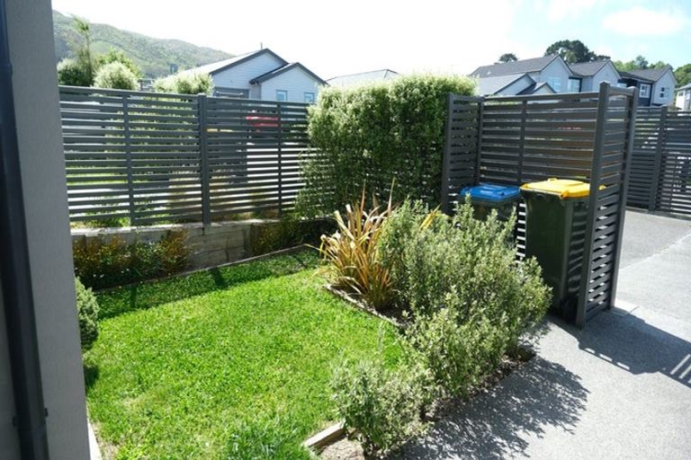Photo of property in 50 Pateke Drive, Kenepuru, Porirua, 5022