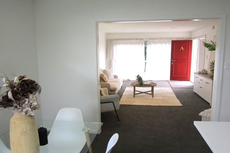 Photo of property in 1/24 Toorak Avenue, Avonhead, Christchurch, 8042