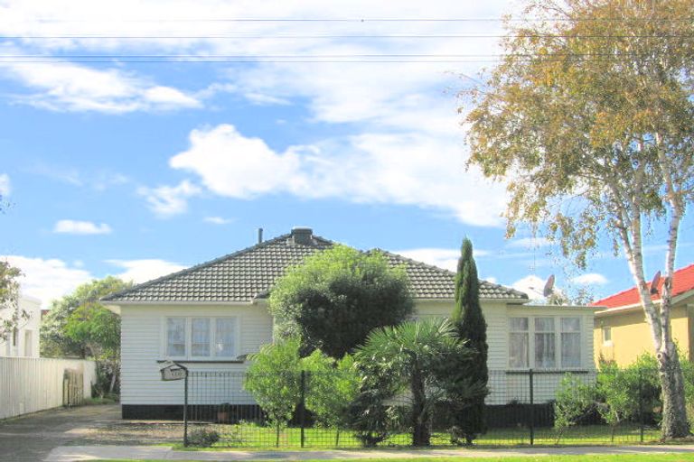 Photo of property in 110 Carruth Road, Papatoetoe, Auckland, 2025