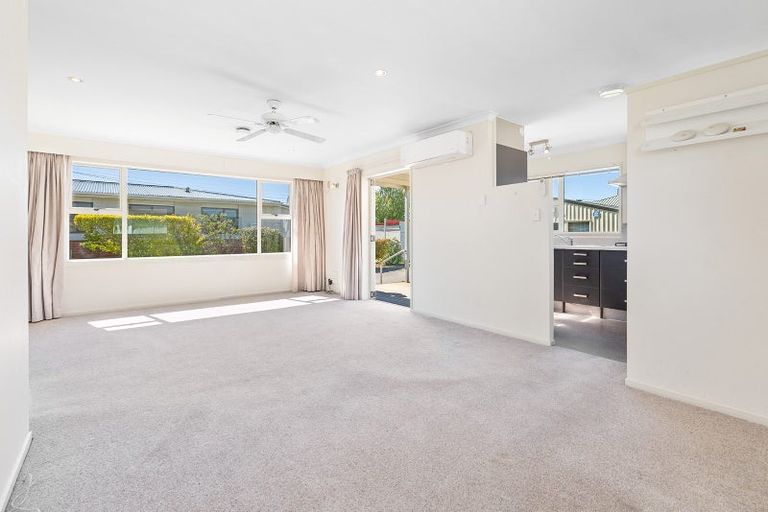 Photo of property in 16 Ross Street, Roslyn, Dunedin, 9010
