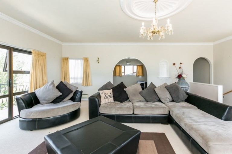 Photo of property in 2 Ewan Place, Taradale, Napier, 4112