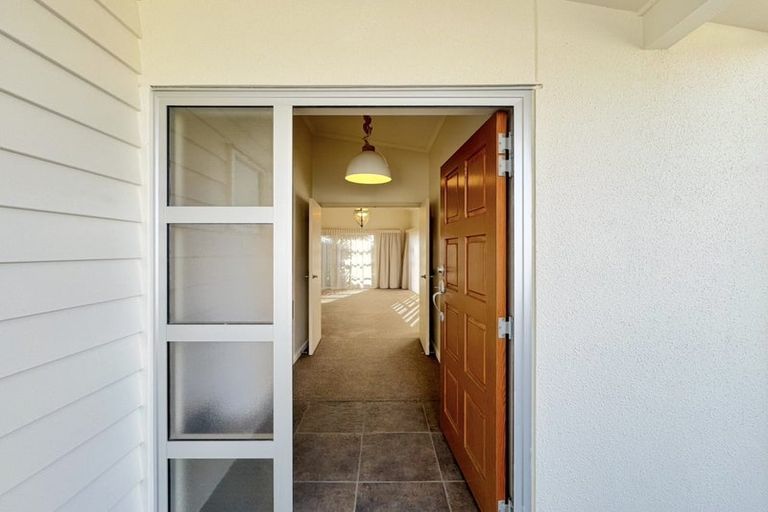 Photo of property in 50a Signal Street, Foxton Beach, Foxton, 4815