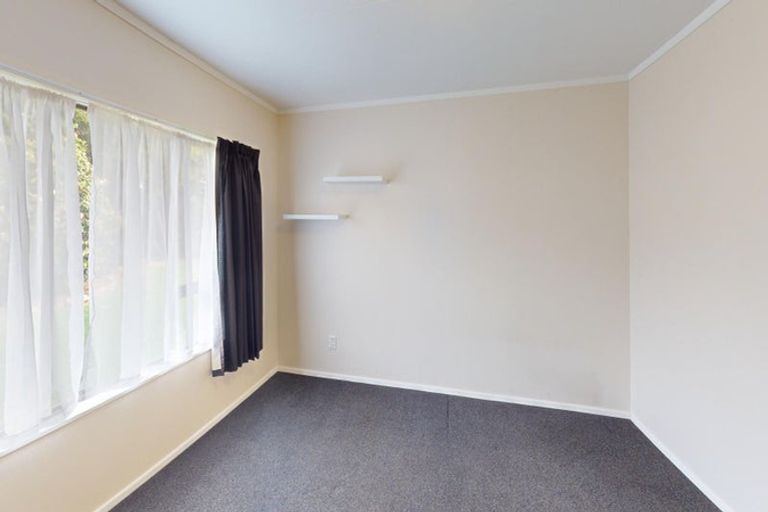 Photo of property in 17 Mercury Street, Milson, Palmerston North, 4414