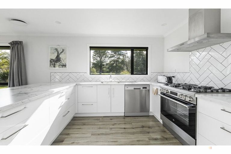 Photo of property in 24 Opuha Street, Orari, Geraldine, 7992