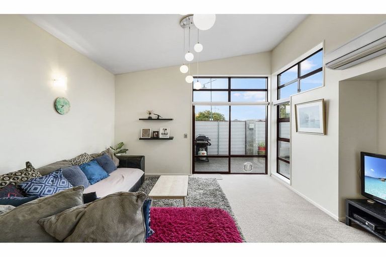 Photo of property in 16 Magnolia Boulevard, Kaiapoi, 7630
