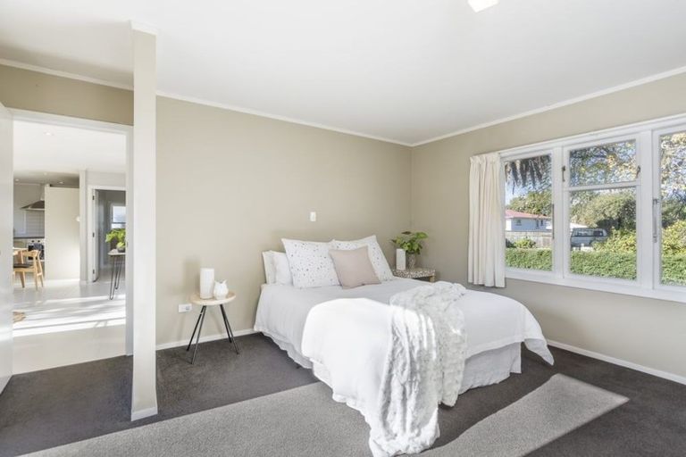 Photo of property in 19 Roby Street, Te Atatu Peninsula, Auckland, 0610