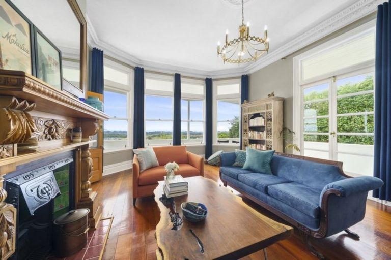 Photo of property in 14 Kea Street, Waikanae, 5036