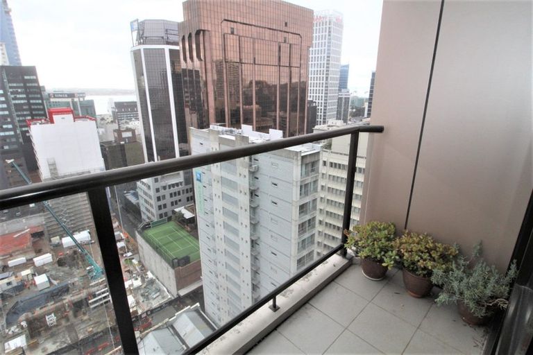 Photo of property in 39 Noall Street, Te Atatu Peninsula, Auckland, 0610