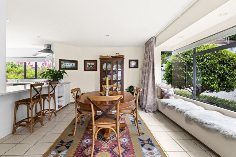 Photo of property in 145 Milton Road, Bluff Hill, Napier, 4110