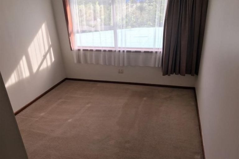 Photo of property in 10 Quiet Street, Te Atatu South, Auckland, 0610