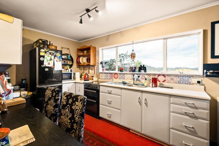 Photo of property in 103 Wharekauri Road, Mimi, Urenui, 4377